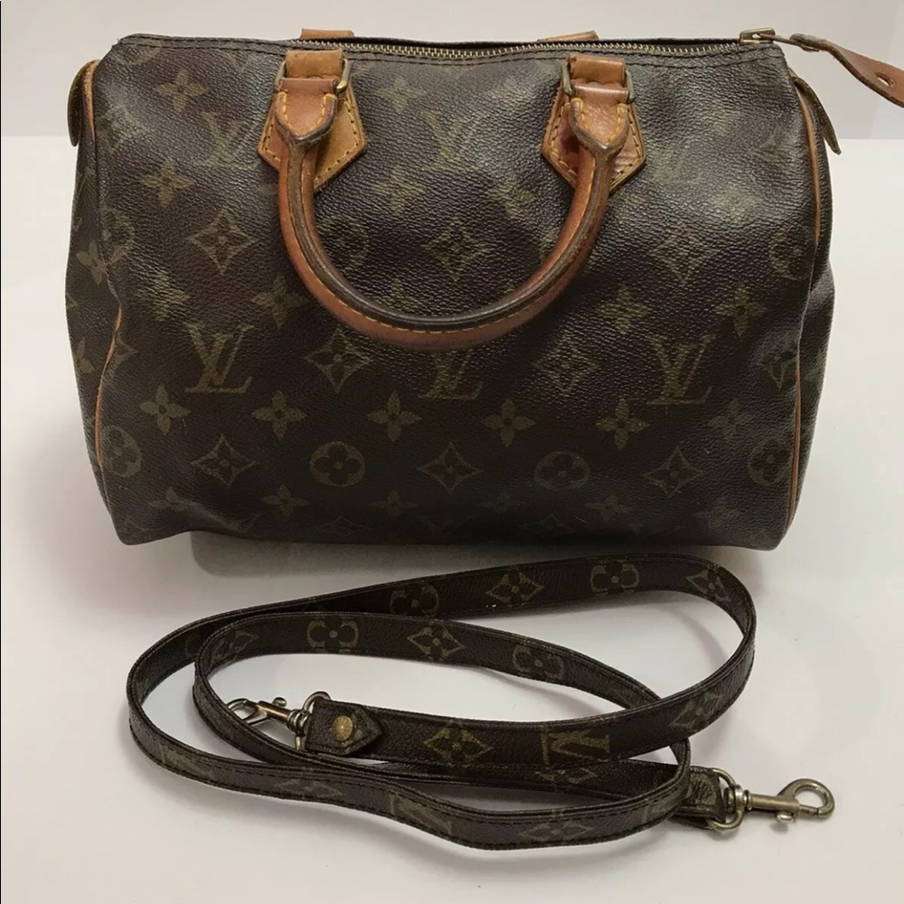 Authentic Louis Vuitton Vintage Speedy 30 Monogram